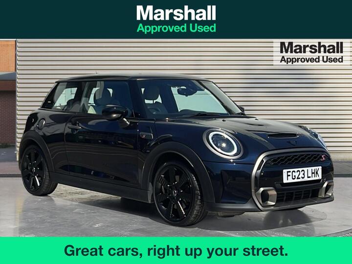 MINI Hatch 2.0 Cooper S Resolute Edition Steptronic Euro 6 (s/s) 3dr