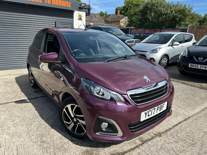 Peugeot 108 1.2 PureTech Allure Euro 6 5dr Peugeot 108 1.2 PureTech Allure Euro 6 5dr