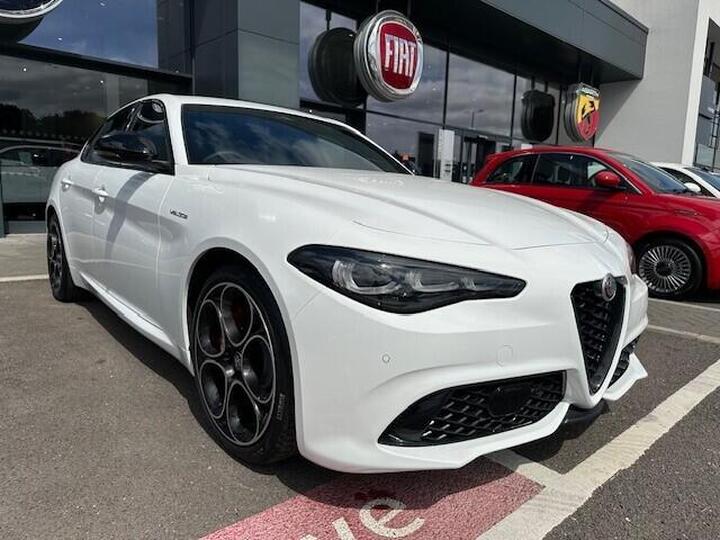 Alfa Romeo Giulia 2.0T Sprint Auto Euro 6 (s/s) 4dr