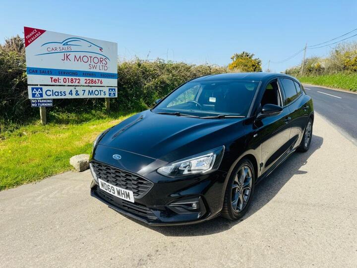 Ford FOCUS 1.0T EcoBoost ST-Line Euro 6 (s/s) 5dr