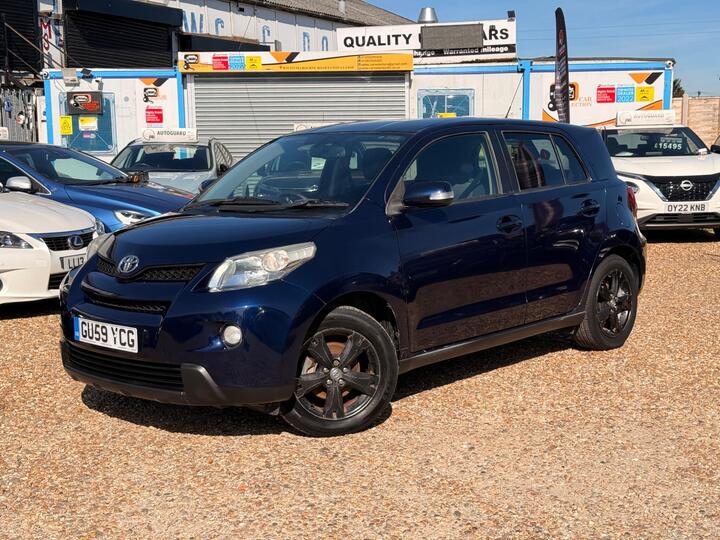 Toyota Urban Cruiser 1.33 Dual VVT-i Euro 4 (s/s) 5dr Toyota Urban Cruiser 1.33 Dual VVT-i Euro 4 (s/s) 5dr