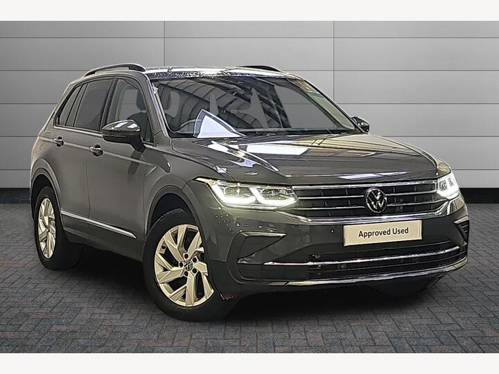 Volkswagen Tiguan 1.4 TSI 13kWh Life DSG Euro 6 (s/s) 5dr