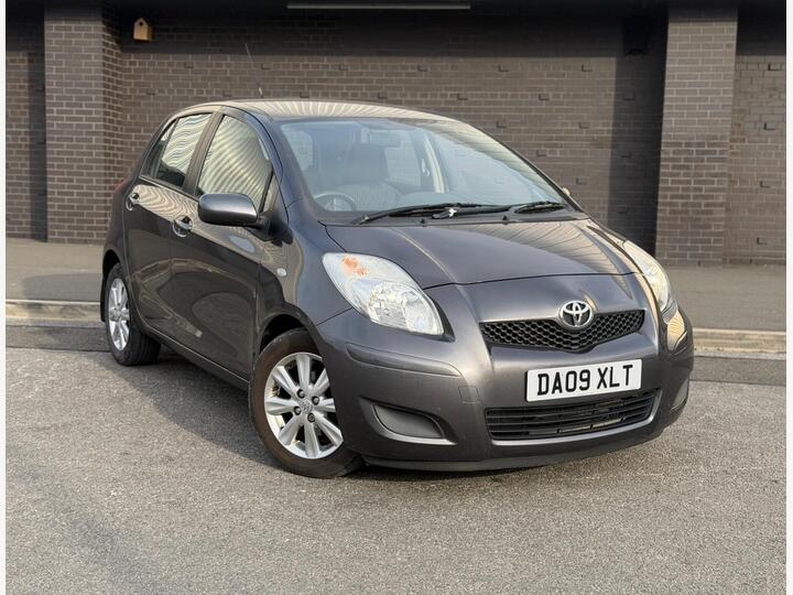 Toyota Yaris 1.33 Dual VVT-i TR Euro 4 (s/s) 5dr