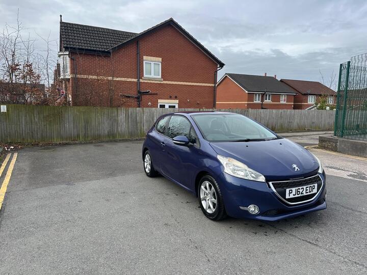 Peugeot 208 1.4 VTi Active Euro 5 3dr Peugeot 208 1.4 VTi Active Euro 5 3dr