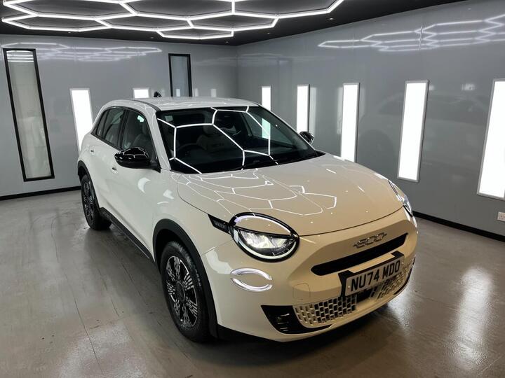 Fiat 600 1.2 MHEV E-DCT Euro 6 (s/s) 5dr