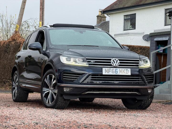 Volkswagen Touareg 3.0 TDI V6 BlueMotion Tech R-Line Tiptronic 4WD Euro 6 (s/s) 5dr