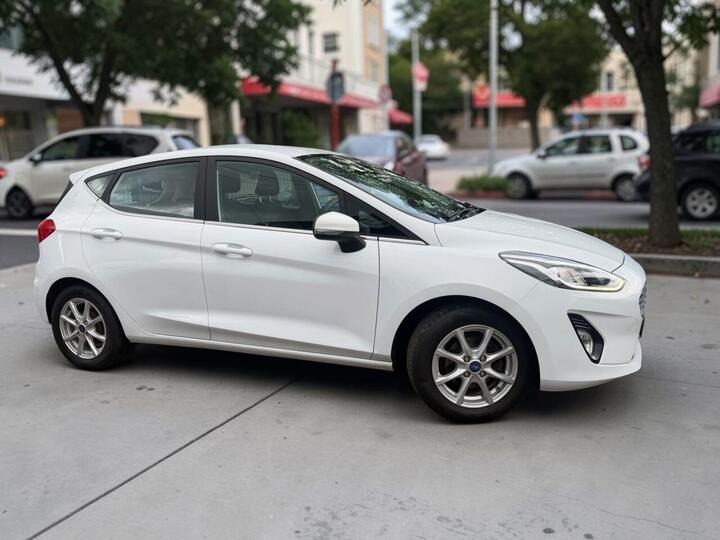 Ford FIESTA 1.1 Ti-VCT Zetec Euro 6 (s/s) 5dr