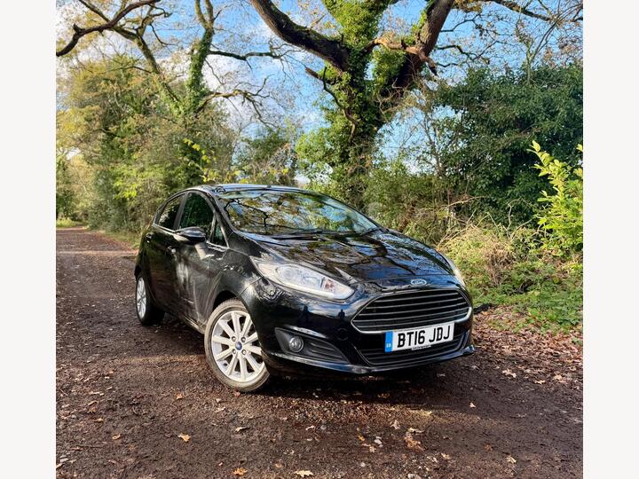 Ford Fiesta 1.0T EcoBoost Titanium Euro 6 (s/s) 5dr