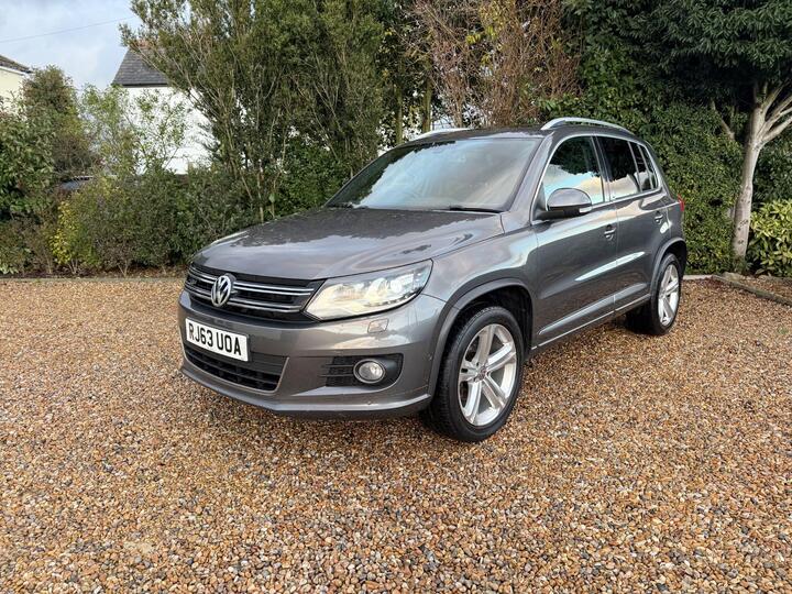 Volkswagen Tiguan 2.0 TDI BlueMotion Tech R-Line 4WD Euro 5 (s/s) 5dr