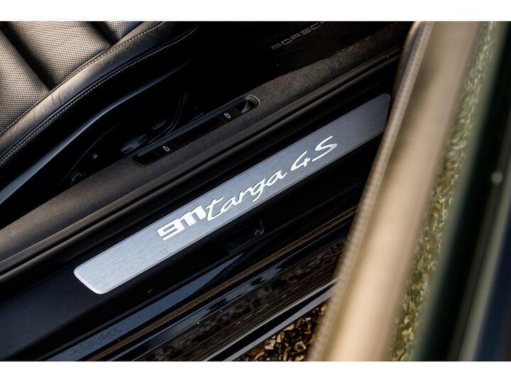 Porsche 911 3.0T 992 4S Targa PDK 4WD Euro 6 (s/s) 2dr