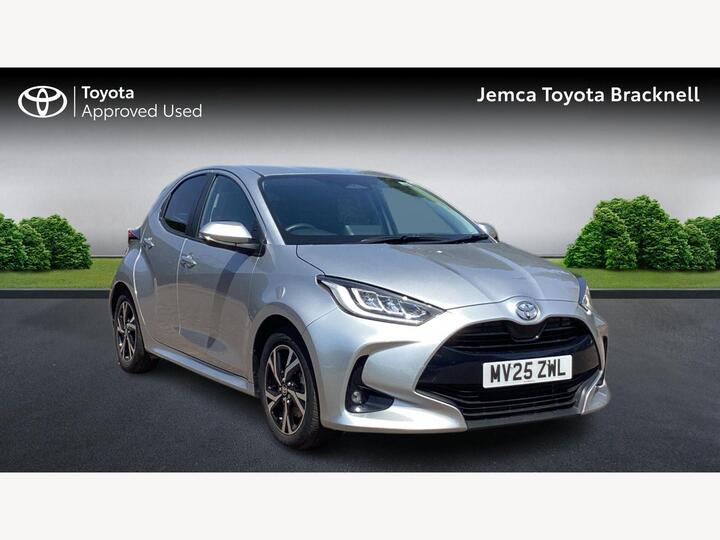 Toyota Yaris 1.5 VVT-h Design E-CVT Euro 6 (s/s) 5dr