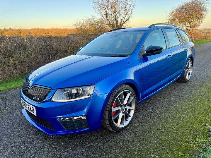 Skoda Octavia 2.0 TFSI VRS DSG Euro 6 (s/s) 5dr (SNav)