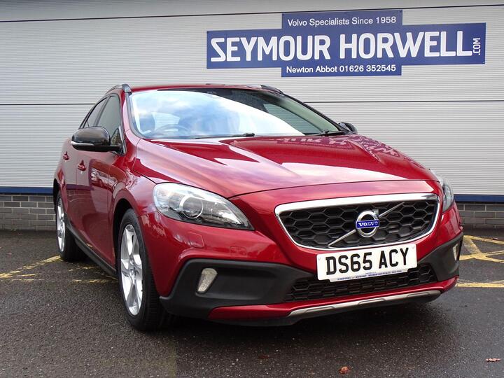Volvo V40 Cross Country 2.0 D2 Lux Nav Auto Euro 6 (s/s) 5dr