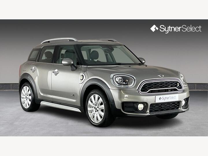 MINI Countryman 1.5 7.6kWh Cooper SE Auto ALL4 Euro 6 (s/s) 5dr MINI Countryman 1.5 7.6kWh Cooper SE Auto ALL4 Euro 6 (s/s) 5dr