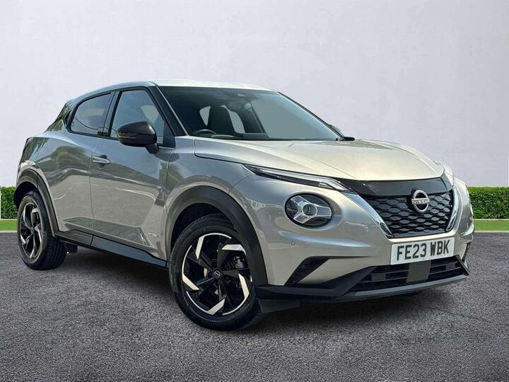 Nissan JUKE 1.6 N-Connecta Auto Euro 6 5dr