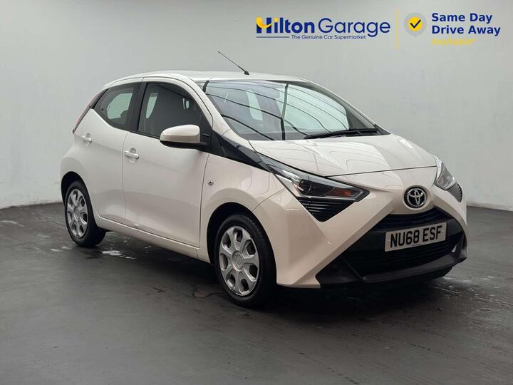 Toyota AYGO 1.0 VVT-i X-play Euro 6 5dr