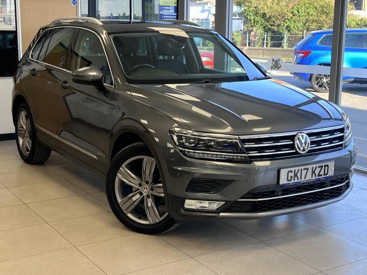 Volkswagen TIGUAN 2.0 TDI BlueMotion Tech SEL DSG Euro 6 (s/s) 5dr Volkswagen TIGUAN 2.0 TDI BlueMotion Tech SEL DSG Euro 6 (s/s) 5dr