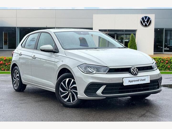 Volkswagen POLO HATCHBACK 1.0 EVO Life Euro 6 (s/s) 5dr Volkswagen POLO HATCHBACK 1.0 EVO Life Euro 6 (s/s) 5dr