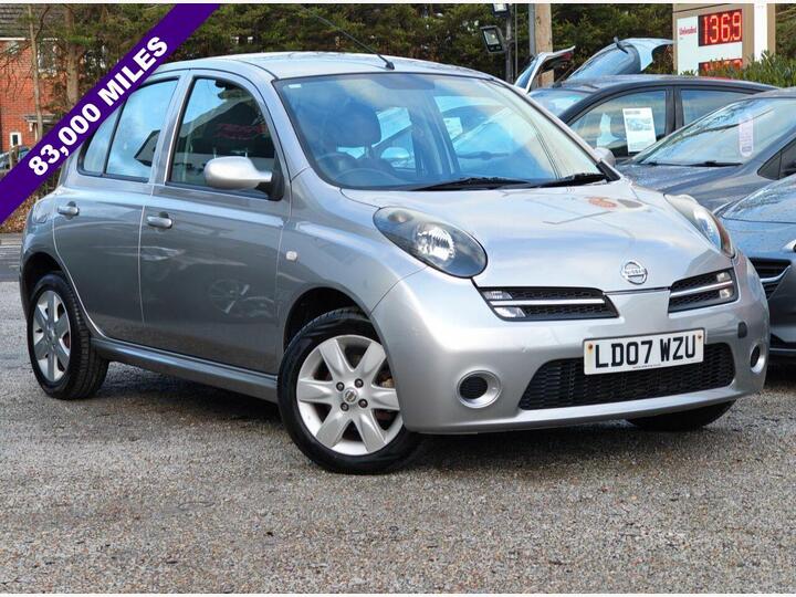 Nissan MICRA 1.2 16v Activ Red 5dr