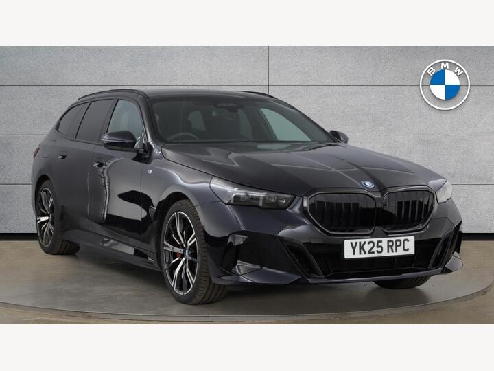 BMW 5 Series 3.0 550e 22.1kWh M Sport Pro Touring Steptronic Euro 6 (s/s) 5dr