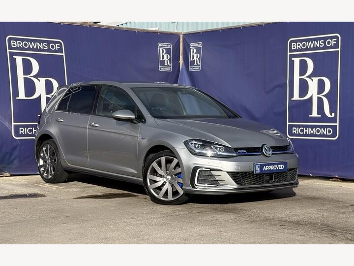 Volkswagen Golf 1.4 TSI 8.7kWh GTE Advance DSG Euro 6 (s/s) 5dr