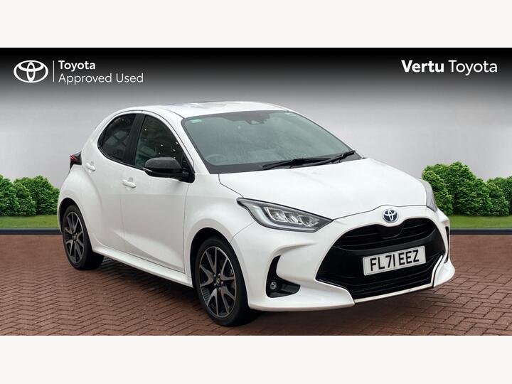 Toyota Yaris 1.5 VVT-h Dynamic E-CVT Euro 6 (s/s) 5dr