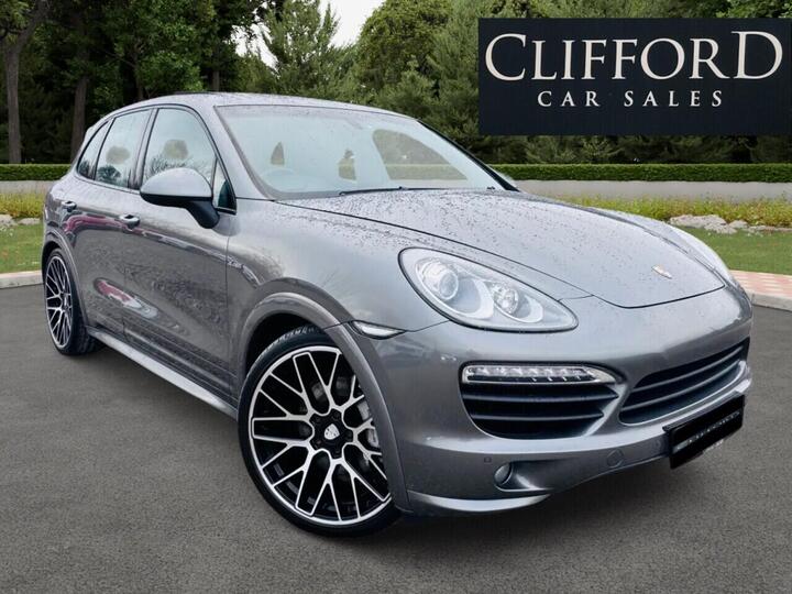 Porsche CAYENNE 4.2 TD V8 S TiptronicS 4WD Euro 5 (s/s) 5dr Porsche CAYENNE 4.2 TD V8 S TiptronicS 4WD Euro 5 (s/s) 5dr