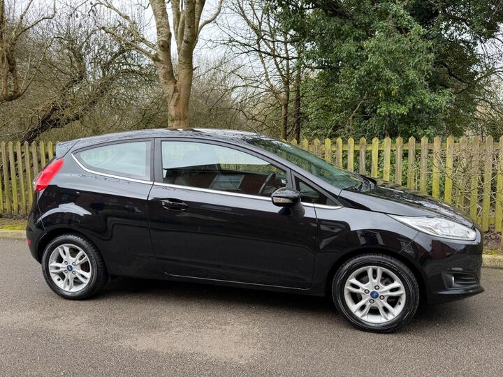 Ford Fiesta 1.0T EcoBoost Zetec Euro 6 (s/s) 3dr