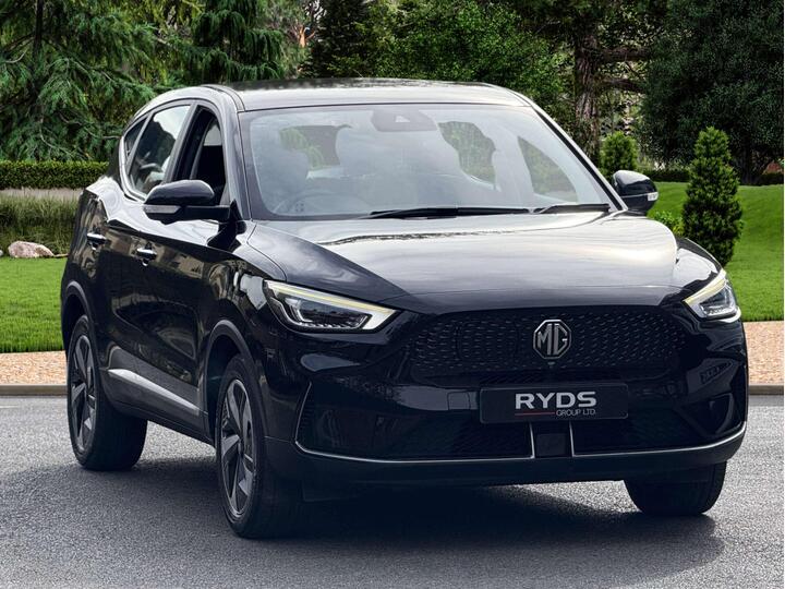 MG ZS 72.6kWh SE Long Range Auto 5dr