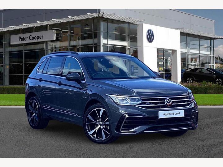 Volkswagen Tiguan 2.0 TDI R-Line DSG Euro 6 (s/s) 5dr