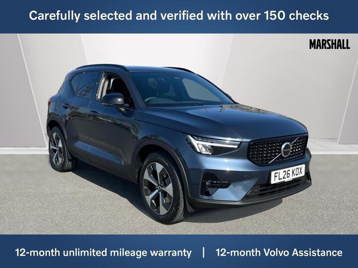 Volvo XC40 2.0 B3 MHEV Plus Dark DCT Auto Euro 6 (s/s) 5dr