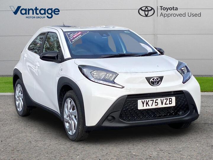 Toyota Aygo X 1.0 VVT-i Pure Euro 6 (s/s) 5dr Toyota Aygo X 1.0 VVT-i Pure Euro 6 (s/s) 5dr