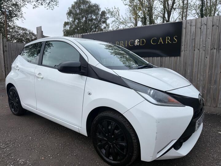 Toyota AYGO 1.0 VVT-i X-play Euro 6 5dr