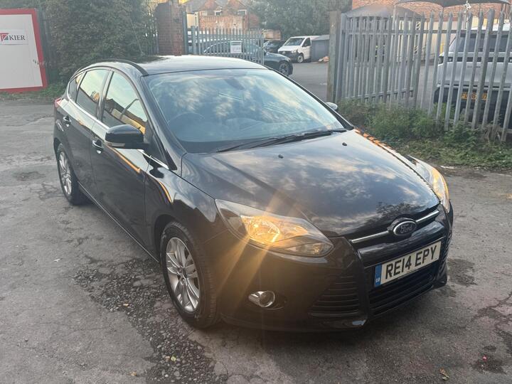 Ford Focus 1.0T EcoBoost Titanium Navigator Euro 5 (s/s) 5dr