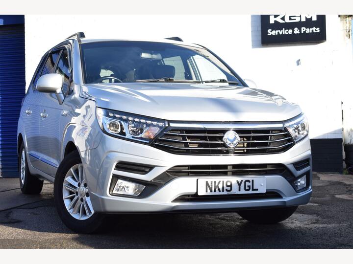 SsangYong Turismo 2.2D EX Euro 6 5dr