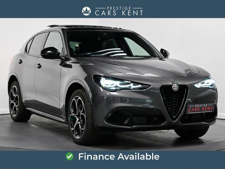 Alfa Romeo Stelvio 2.0T Veloce Auto Q4 AWD Euro 6 (s/s) 5dr Alfa Romeo Stelvio 2.0T Veloce Auto Q4 AWD Euro 6 (s/s) 5dr