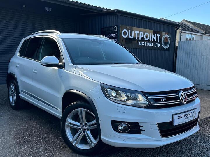 Volkswagen Tiguan 2.0 TDI BlueMotion Tech R-Line DSG 4WD Euro 5 (s/s) 5dr (Nav)