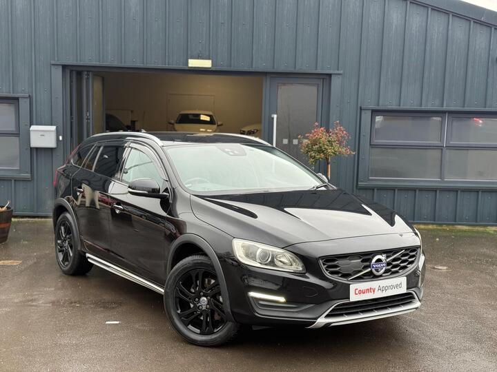 Volvo V60 Cross Country 2.0 D4 Lux Nav Auto Euro 6 (s/s) 5dr