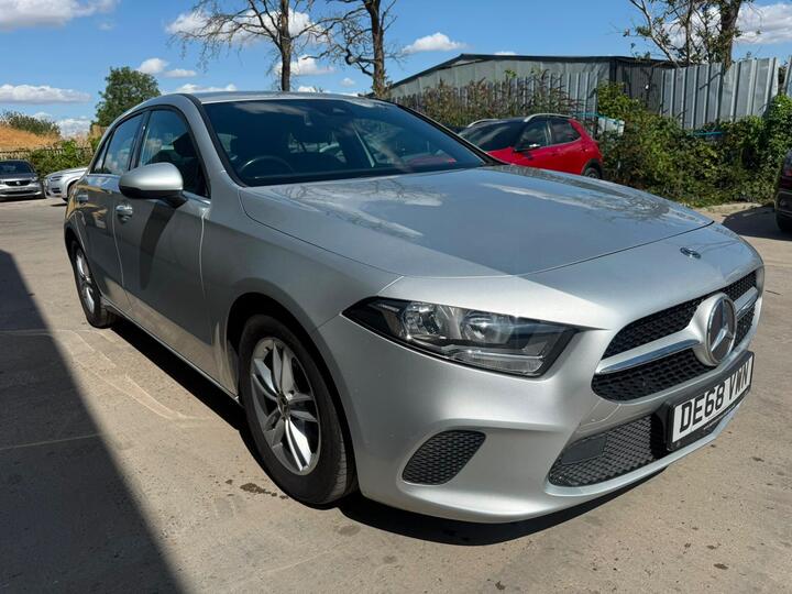 Mercedes-Benz A Class 1.3 A180 SE 7G-DCT Euro 6 (s/s) 5dr