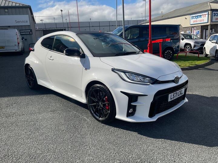 Toyota YARIS 1.6T GR Circuit AWD Euro 6 3dr