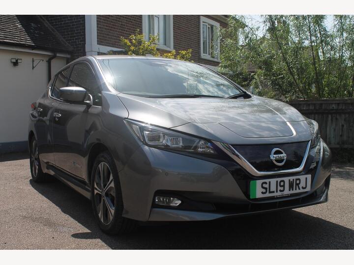Nissan Leaf 40kWh Tekna Auto 5dr Nissan Leaf 40kWh Tekna Auto 5dr