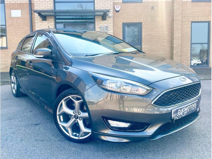 Ford FOCUS 1.5 TDCi ST-Line Euro 6 (s/s) 5dr