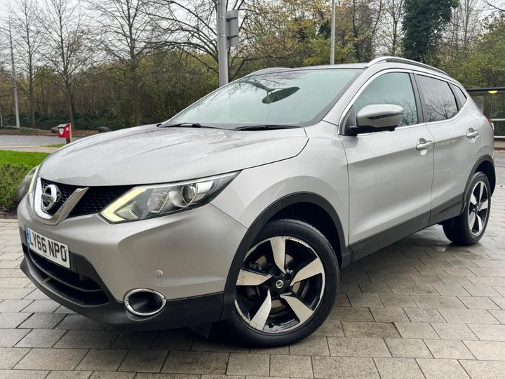 Nissan Qashqai 1.2 DIG-T N-Vision XTRON 2WD Euro 6 (s/s) 5dr