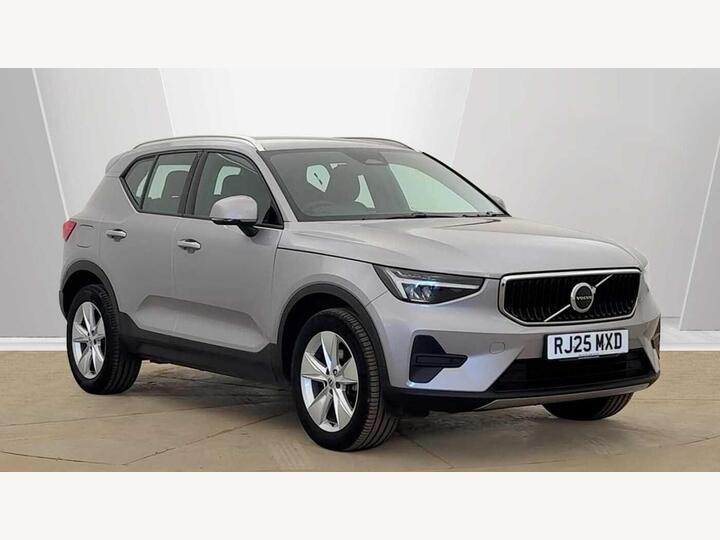 Volvo XC40 2.0 B3 MHEV Core DCT Auto Euro 6 (s/s) 5dr