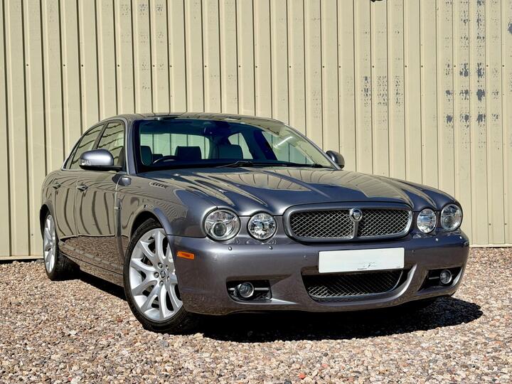 Jaguar XJ 2.7 TDVi Sovereign 4dr