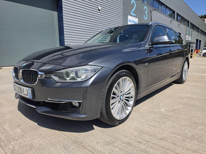 BMW 3 Series 330d LUXURY X-DRIVE TOURER AUTO 5DR LHD