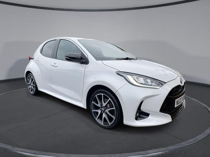 Toyota YARIS 1.5 VVT-h Dynamic E-CVT Euro 6 (s/s) 5dr