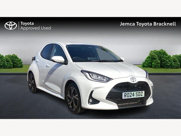 Toyota Yaris 1.5 VVT-h Design E-CVT Euro 6 (s/s) 5dr