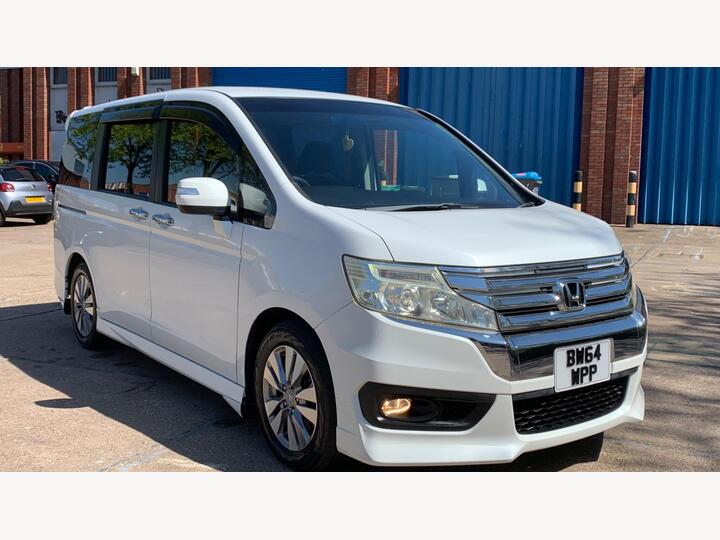 Honda Stepwagon SPADA 2.0 PETROL AUTO 8 SEATS MPV ULEZ Honda Stepwagon SPADA 2.0 PETROL AUTO 8 SEATS MPV ULEZ