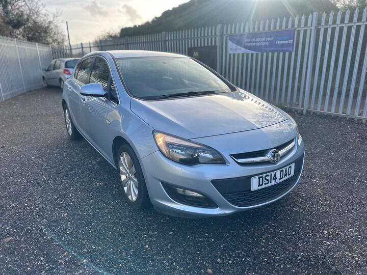 Vauxhall Astra 1.6 16v Tech Line Auto Euro 5 5dr